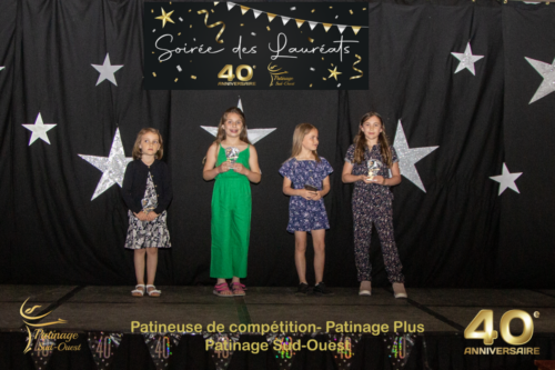 Patineuse de compétition - Patinage Plus - Patinage Sud-Ouest
